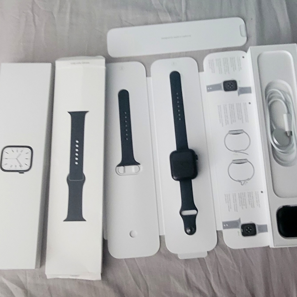 Apple watch series 7 45 mm brand new